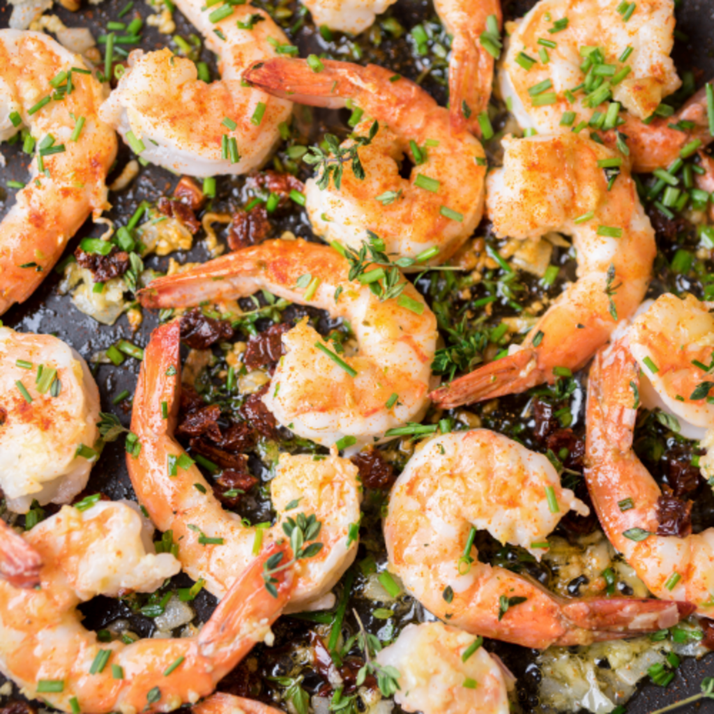Low-carb shrimp scampi with spinach